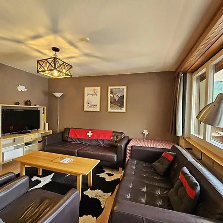 Апартаменти Cresta 4 *